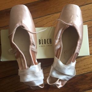 COPY - Ballet toe shoes
